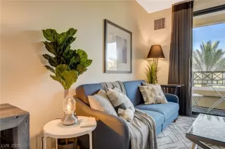 Photo #2: 2773796 Listing 