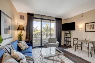 Photo #3: 2773796 Listing 