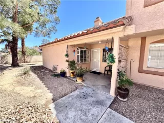 More Details about MLS # 2773801 : 1600 NORTH TORREY PINES DRIVE 101