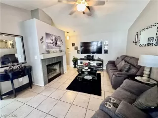 Photo #4: 2773801 Listing 