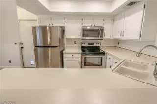 Photo #2: 2773817 Listing 