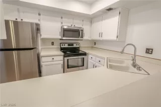 Photo #6: 2773817 Listing 