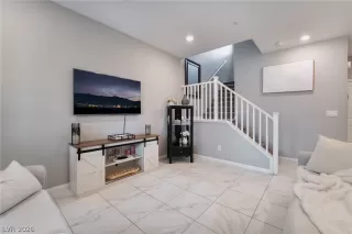 Photo #2: 2773845 Listing 