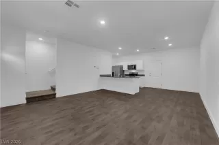 Photo #3: 2773848 Listing 