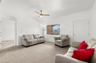 Photo #5: 2773850 Listing 