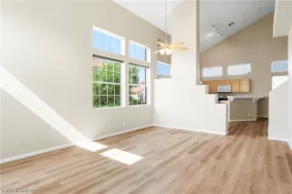 Photo #3: 2773890 Listing 
