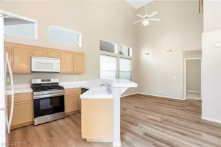 Photo #6: 2773890 Listing 