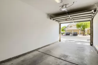 Photo #2: 2773899 Listing 