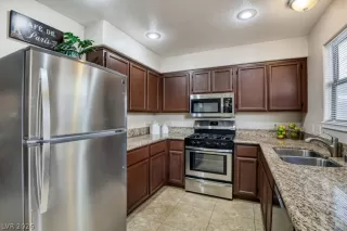 Photo #3: 2773899 Listing 