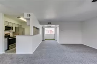 Photo #1: 2773935 Listing 