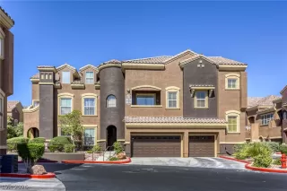 Photo #2: 2773944 Listing 