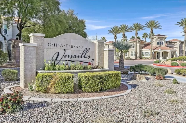 MLS: 2773991 Condo For Sale