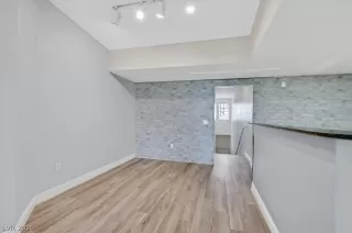 Photo #4: 2773991 Listing 