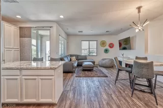 Photo #4: 2774006 Listing 