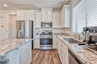 Photo #6: 2774006 Listing 