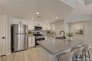 Photo #3: 2774024 Listing 