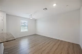 Photo #3: 2774085 Listing 