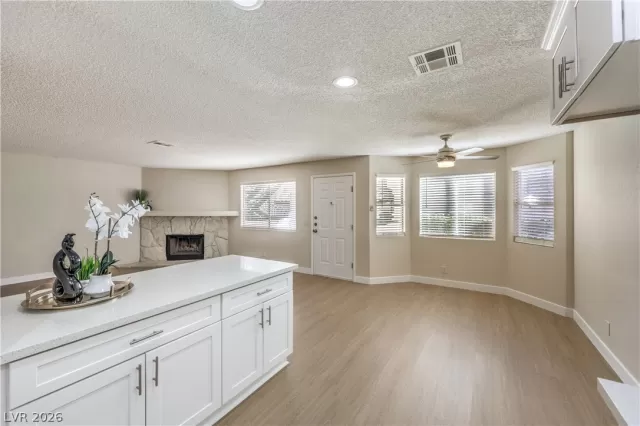 MLS: 2774088 Condo For Sale