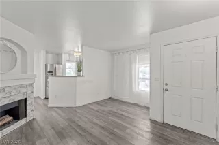 Photo #5: 2774094 Listing 