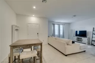 Photo #5: 2774095 Listing 