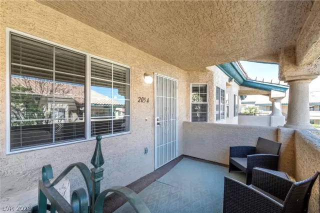 MLS: 2774112 Condo For Sale