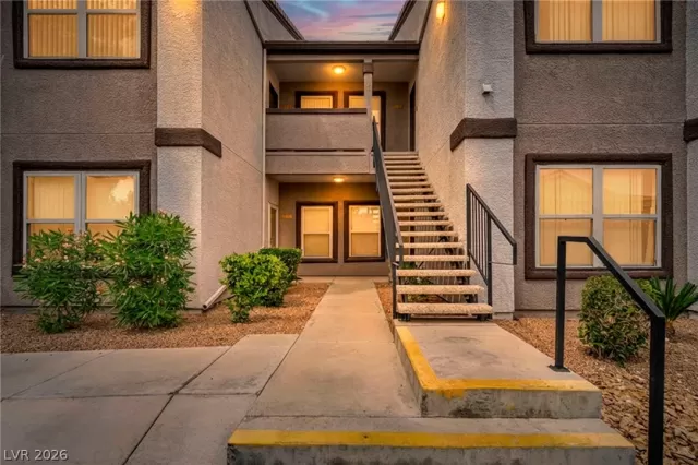 MLS: 2774145 Condo For Sale