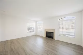 Photo #4: 2774175 Listing 