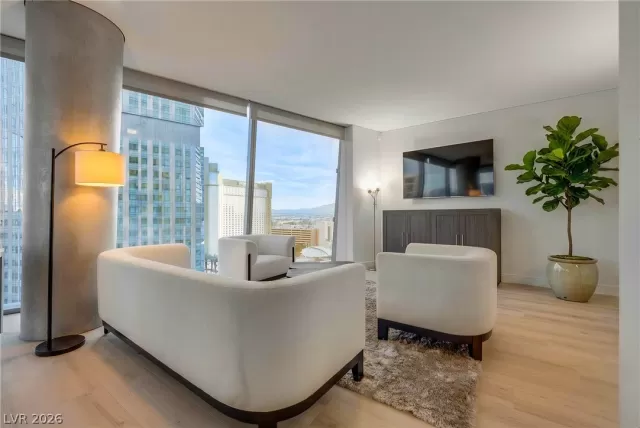 MLS: 2774193 Condo For Sale