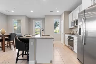 Photo #5: 2774195 Listing 