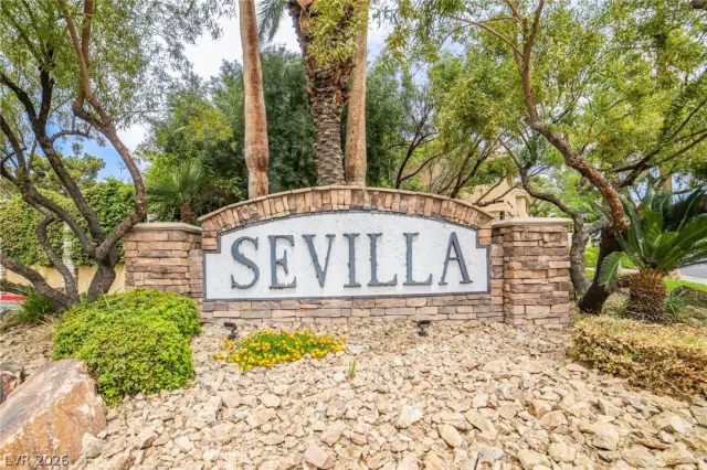 MLS: 2774261 Condo For Sale