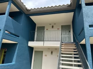 Photo #3: 2774261 Listing 