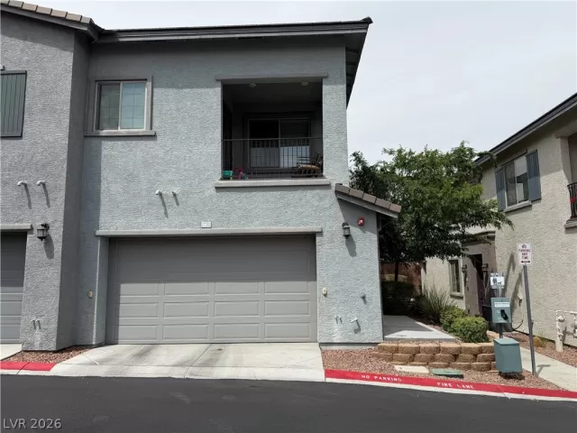 MLS: 2774323 Condo For Sale