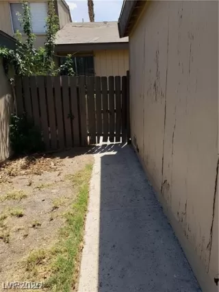 Photo #3: 2774344 Listing 