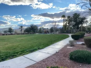 Photo #4: 2774347 Listing 