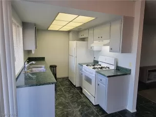 Photo #2: 2774374 Listing 