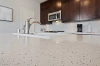 Photo #3: 2774381 Listing 