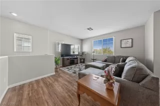 Photo #4: 2774381 Listing 