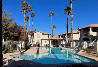 Photo #1: 2774384 Listing 