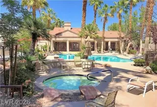 Photo #1: 2774404 Listing 