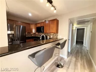 Photo #5: 2774404 Listing 