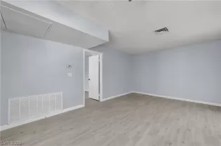 Photo #3: 2774411 Listing 