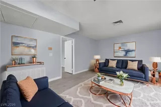 Photo #4: 2774411 Listing 