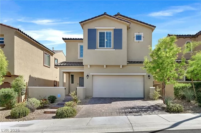 MLS: 2774504 Condo For Sale