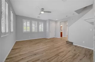 Photo #5: 2774516 Listing 