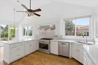 Photo #5: 2774535 Listing 