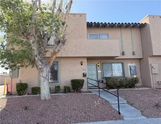 More Details about MLS # 2774608 : 1525 SAYLOR WAY