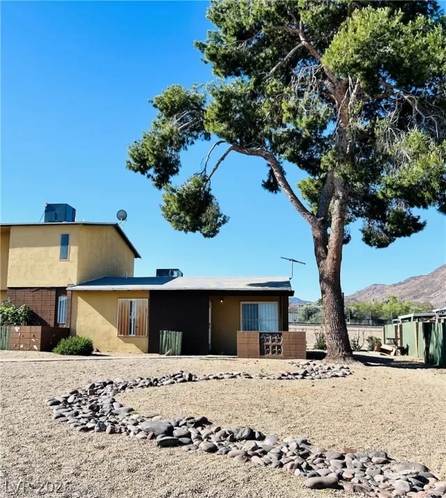 MLS: 2774717 Condo For Sale