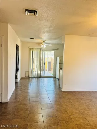 Photo #1: 2774717 Listing 