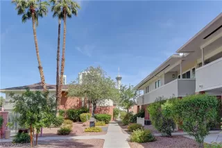 Photo #4: 2774784 Listing 