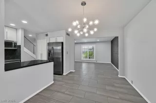 Photo #6: 2774808 Listing 